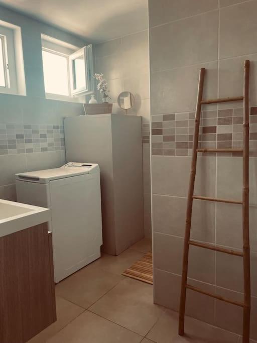 T2 Refait A Neuf Calme Et Agreable Apartman Narbonne Kültér fotó